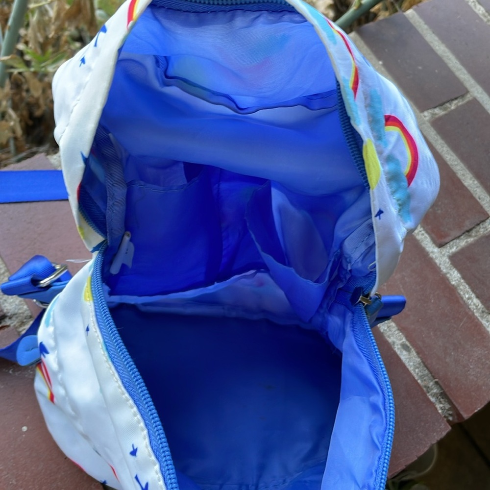 Rainbow 🌈 🐦 Mini Backpack - Picture 4 of 4